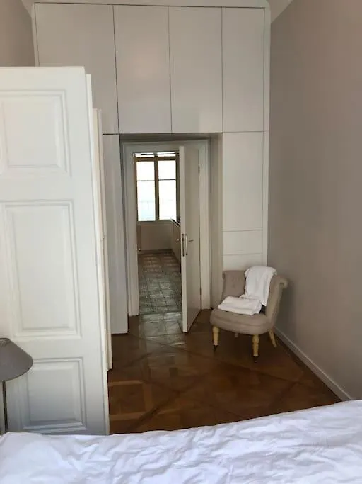 Altbau-Traum Im Servitenviertel Διαμέρισμα Βιέννη