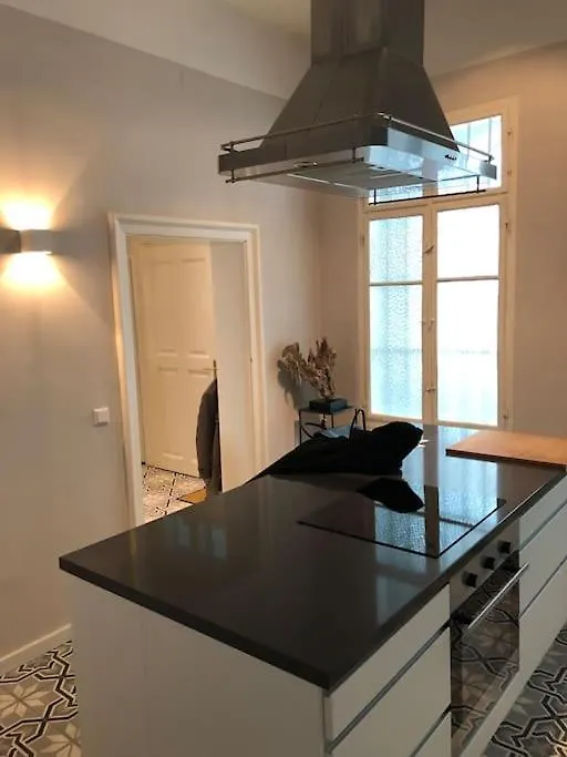 Altbau-Traum Im Servitenviertel Διαμέρισμα Βιέννη 0*,  Αυστρία